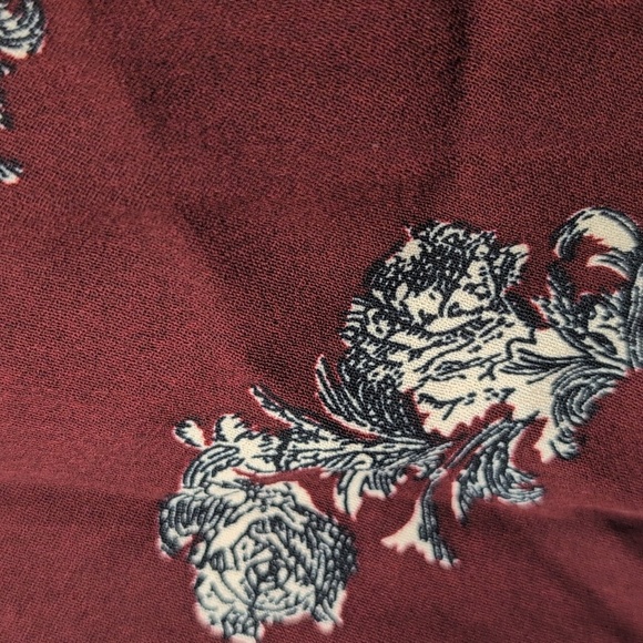 IN WEAR BURGUNDY FLORAL DRESS SIZE 10 - Picture 5 of 8